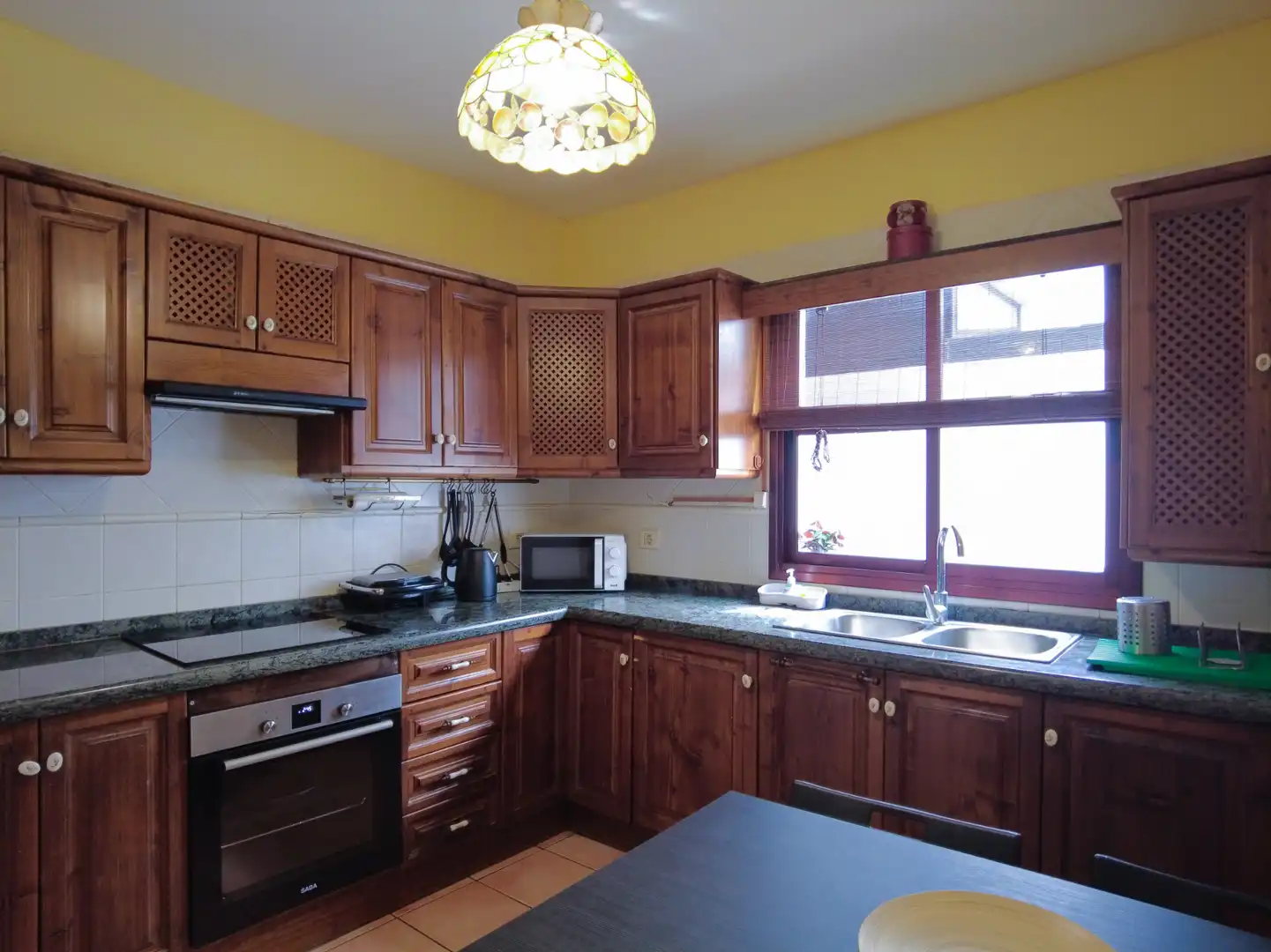 Cocina de Casa adosada de alquiler en La Orotava con Calefacción, Parquet y Amueblado
