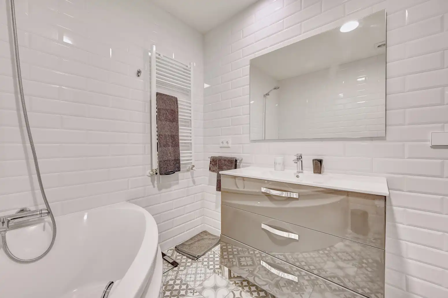 Baño de Piso en venta en  Pamplona / Iruña con Calefacción, Parquet y Amueblado