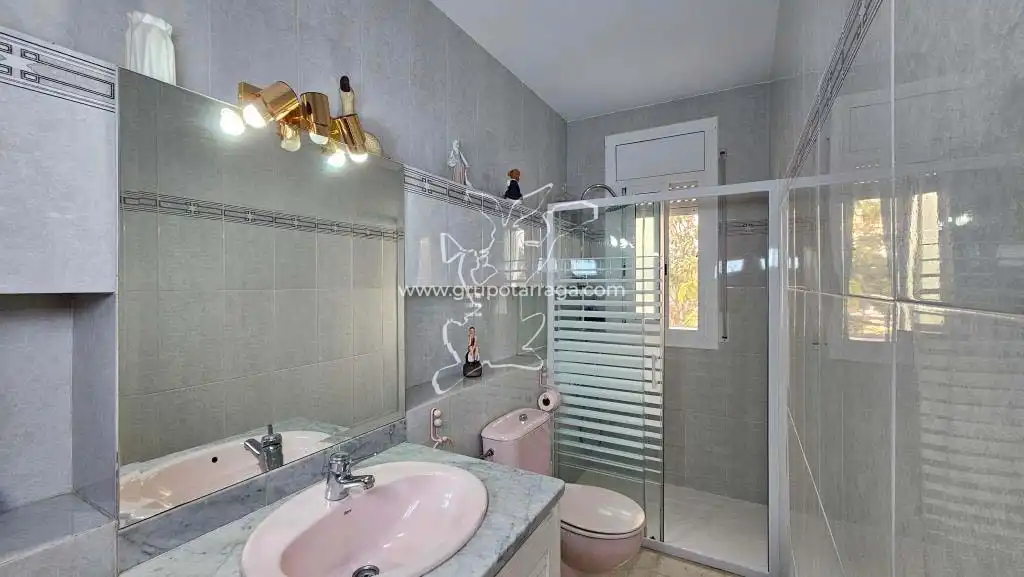 Baño de Casa o chalet en venta en Lloret de Mar con Calefacción, Jardín privado y Terraza