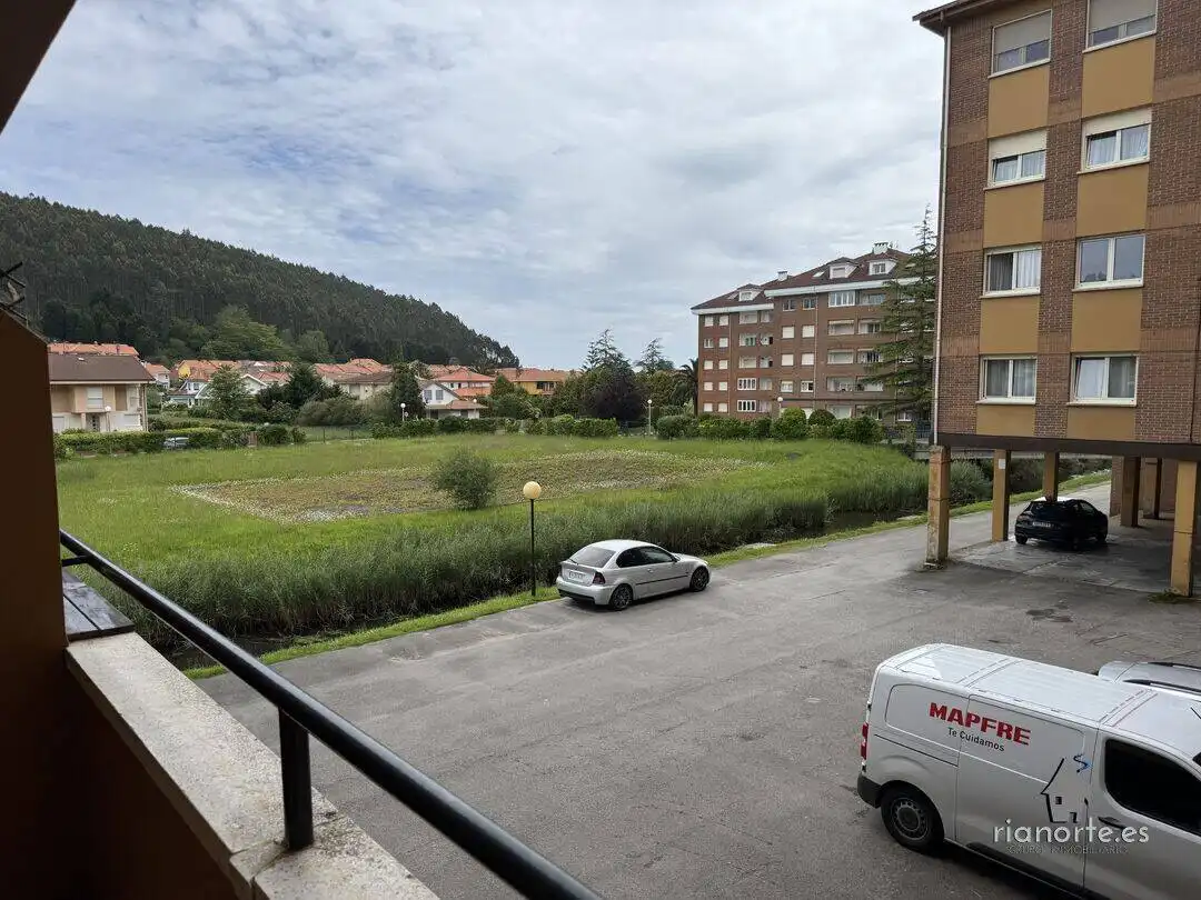 Parking de Piso en venta en Ribadesella con Calefacción