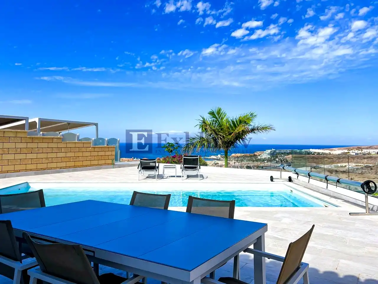 Casa con piscina en venta en Costa Adeje