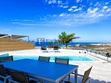 Casa con piscina in vendita a Costa Adeje
