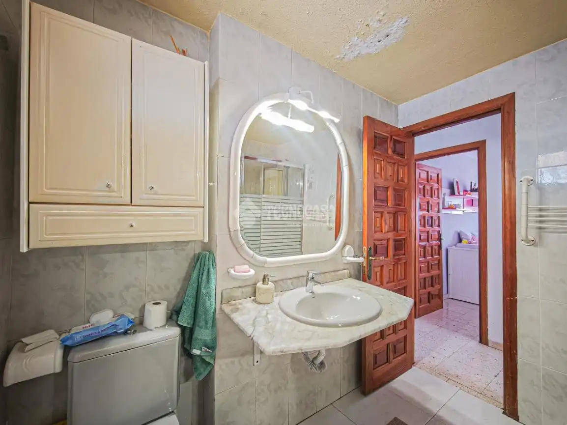 Baño de Ático en venta en Arona