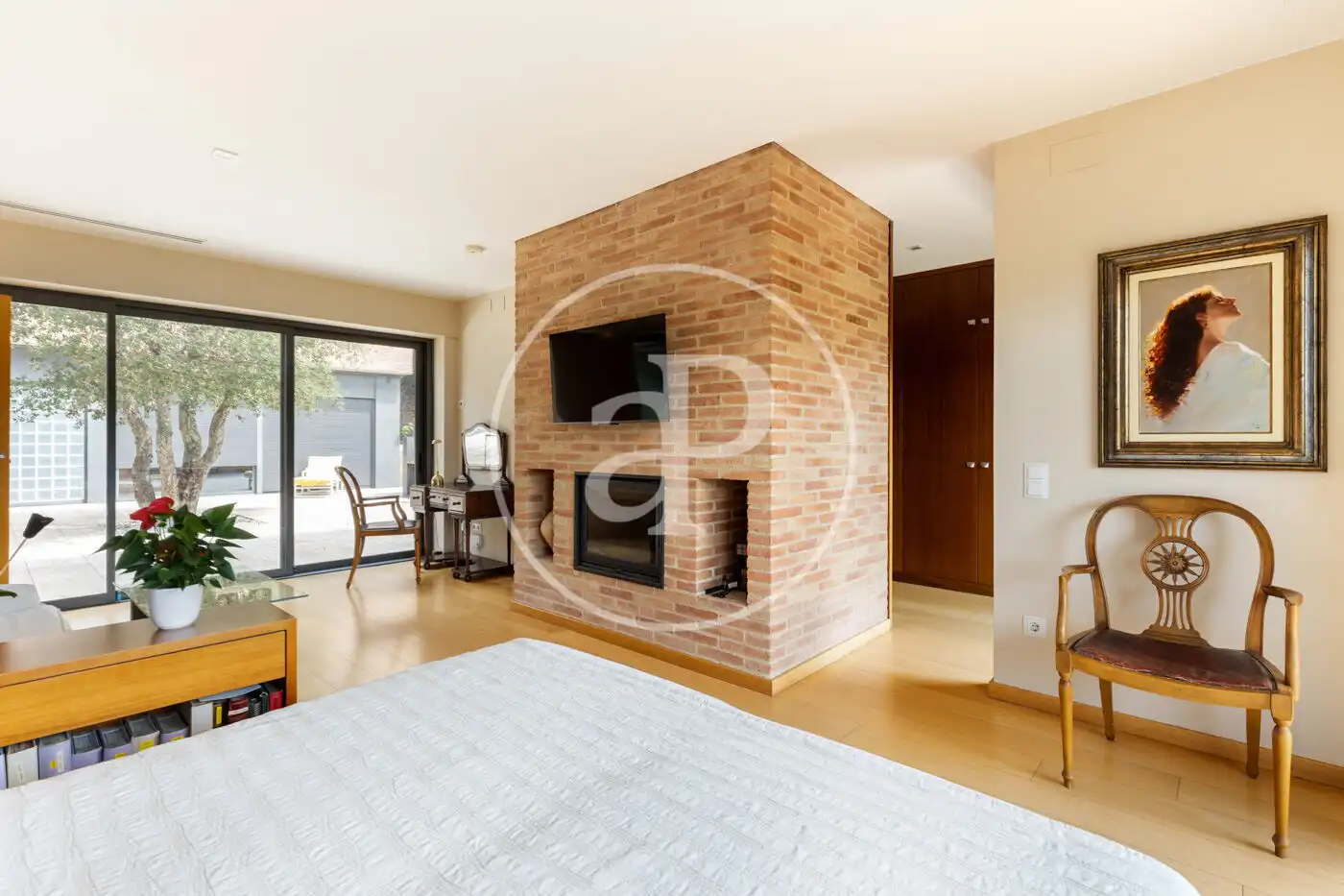 Living room of Houses for sale in Sant Cugat del Vallès  with Air Conditioner, Heating and Private garden