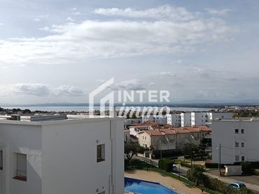 Apartament amb piscina en venda a Calle lisboa 28