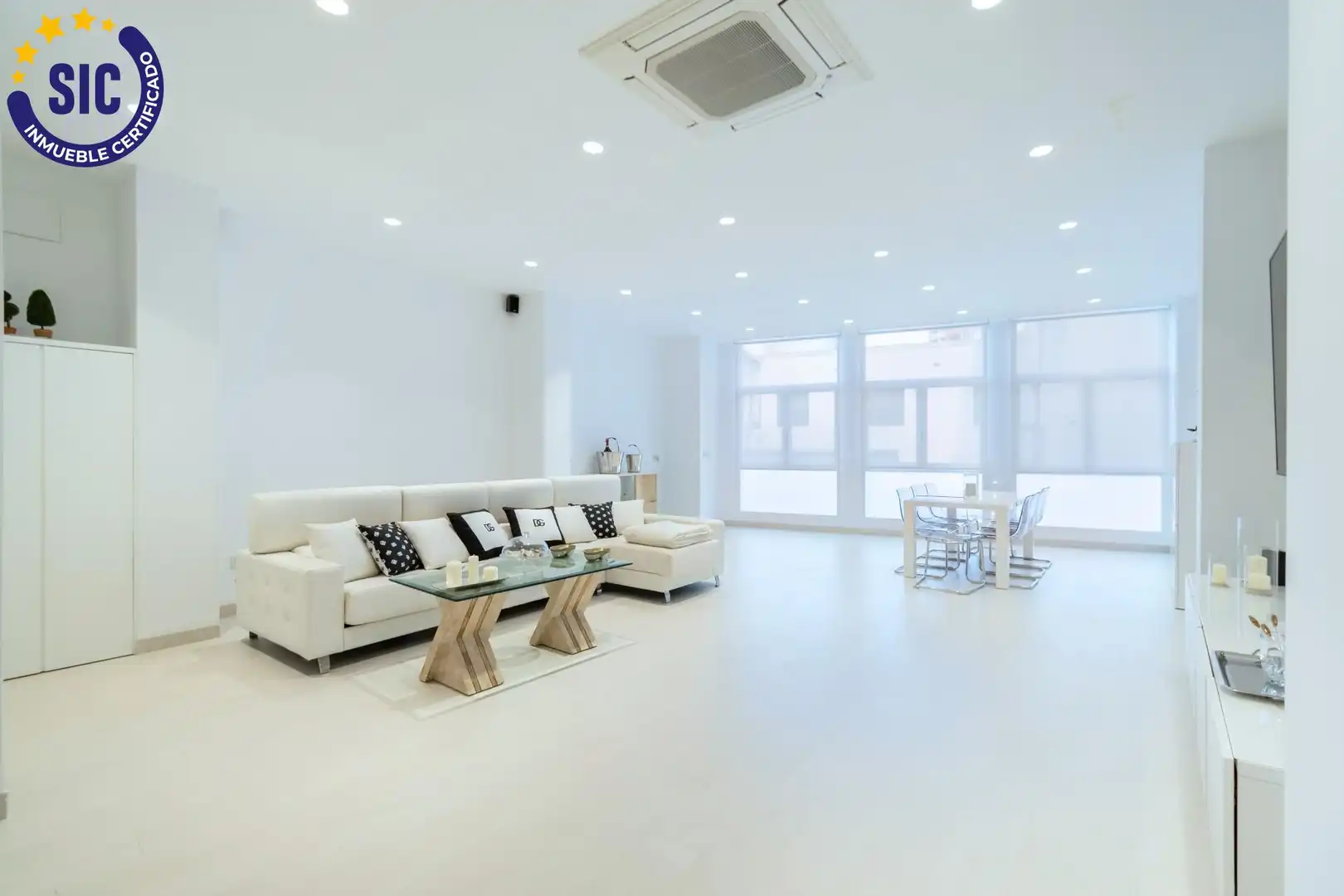 Sala de estar de Edificio en venta en Castellón de la Plana / Castelló de la Plana