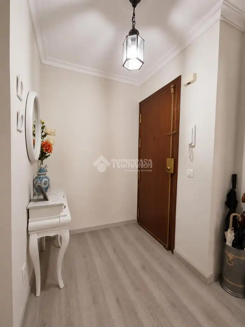 Piso en venta en Sevilla con Jardín privado