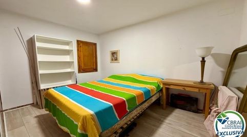 En venta apartamento reformado 2 dormitorios en el centro de Roses a 50m del mar, imatge 4