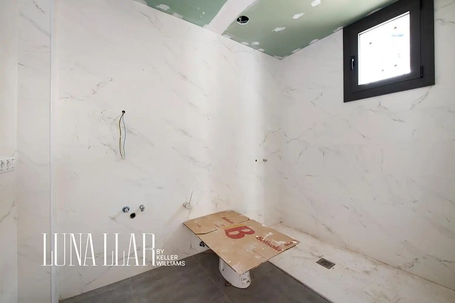 Bathroom of Houses for sale in Sant Pere de Ribes