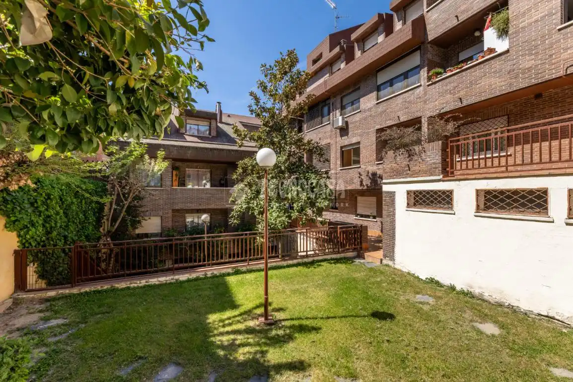 Garten von Wohnung zum Verkauf in Las Rozas de Madrid mit Klimaanlage und Heizung
