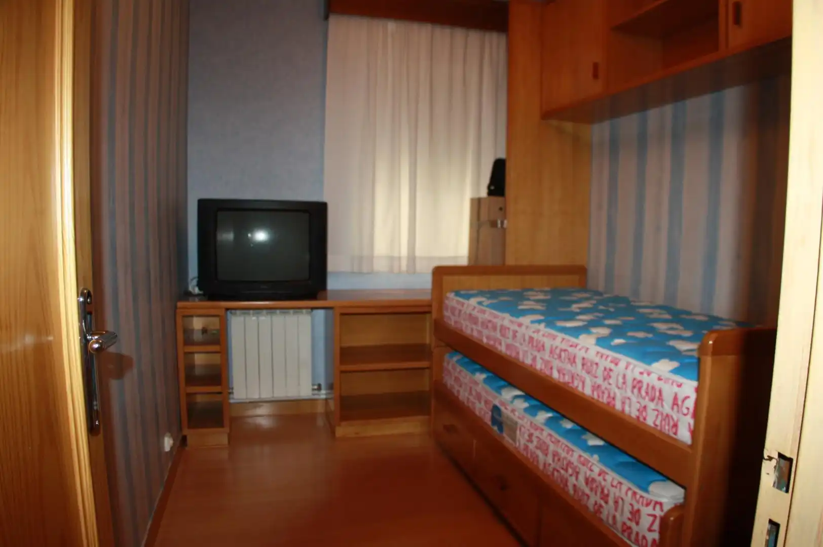 Schlafzimmer von Wohnung zur Miete in Plasencia mit Klimaanlage, Heizung und Terrasse
