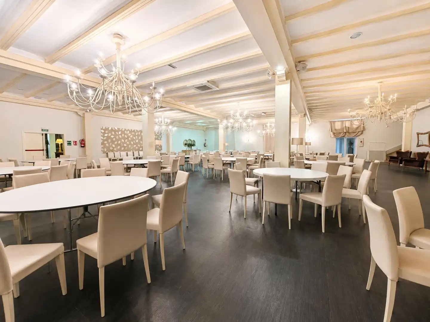 Business premises for sale in Paseo Galatea, imagen 15