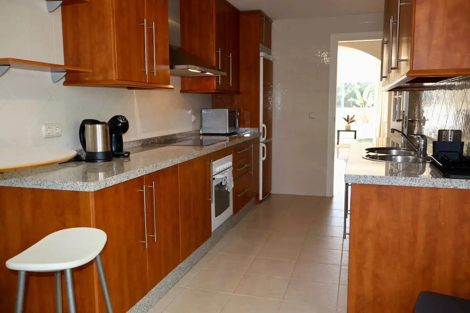 Cuina de Àtic de lloguer en Marbella amb Aire condicionat, Calefacció i Terrassa