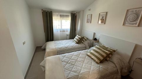 Foto 3 de Apartamento de alquiler en Aguiño, Ribeira