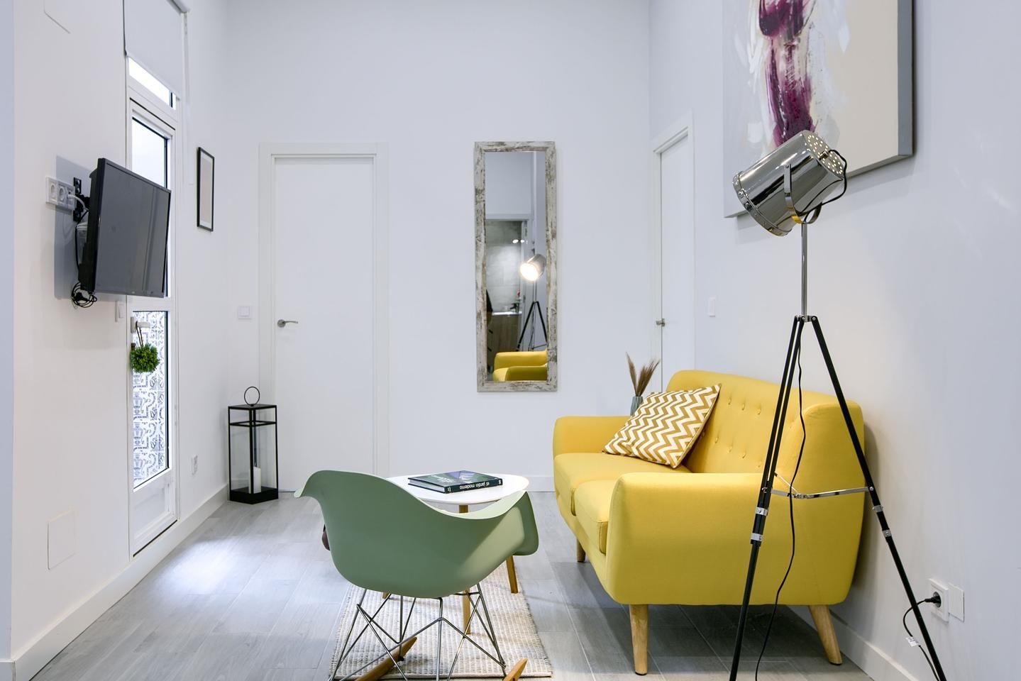 Sala d'estar de Planta baixa en venda en  Madrid Capital amb Aire condicionat i Terrassa