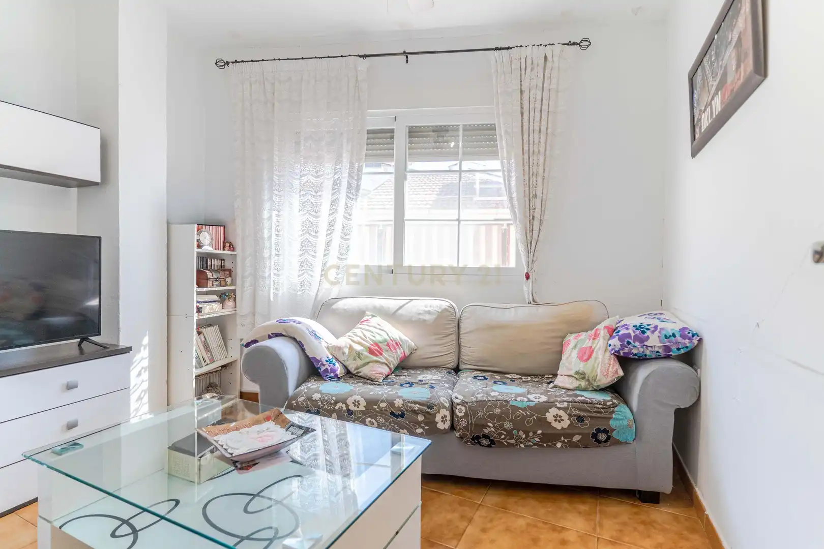 Sala d'estar de Casa o xalet en venda en Avda. De los Ogíjares