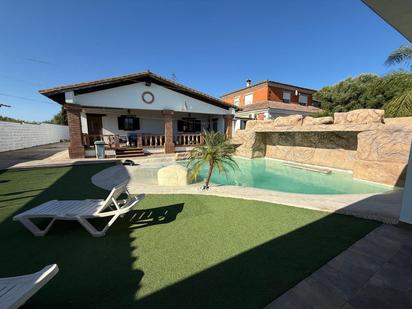 Swimming pool of Country house for sale in San Roque