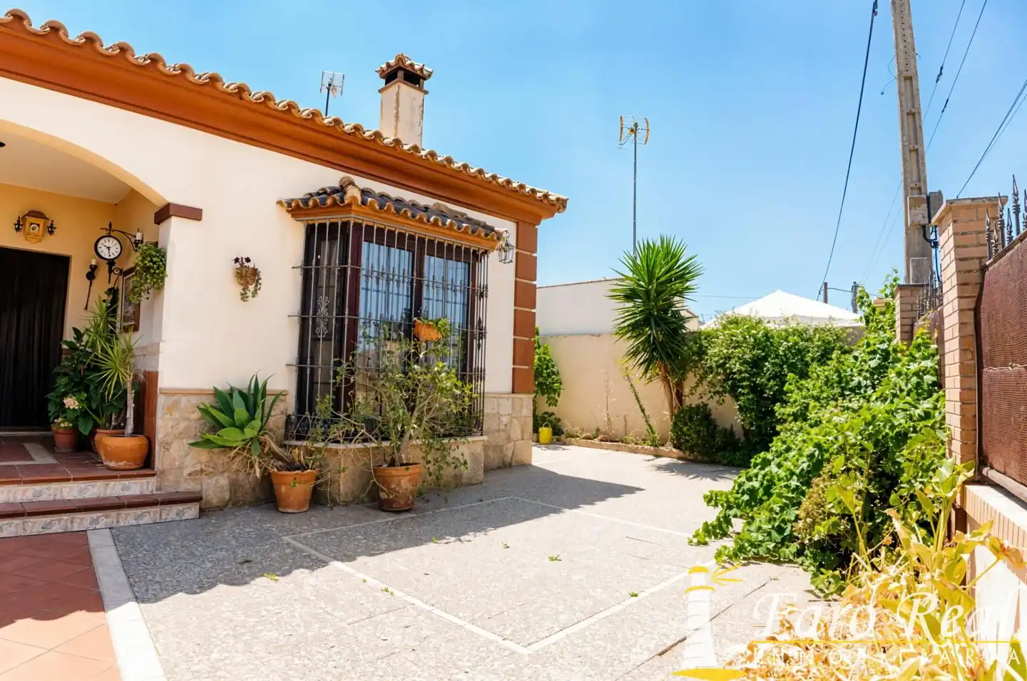 Vista exterior de Casa o xalet en venda en Sanlúcar de Barrameda