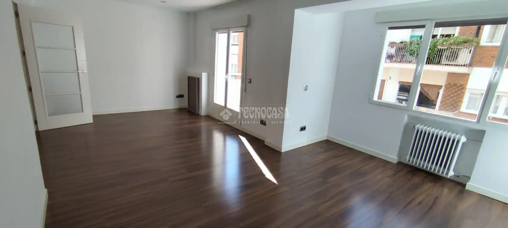Sala de estar de Piso en venta en Madrid con Balcón
