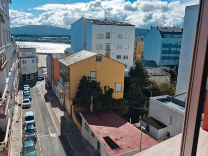 Vista exterior de Pis en venda en Foz amb Terrassa, Traster i Moblat