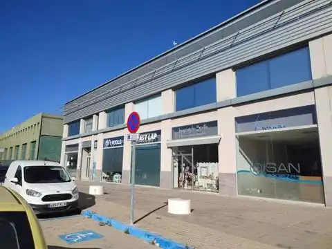 Local en venta en Bollullos de la Mitación