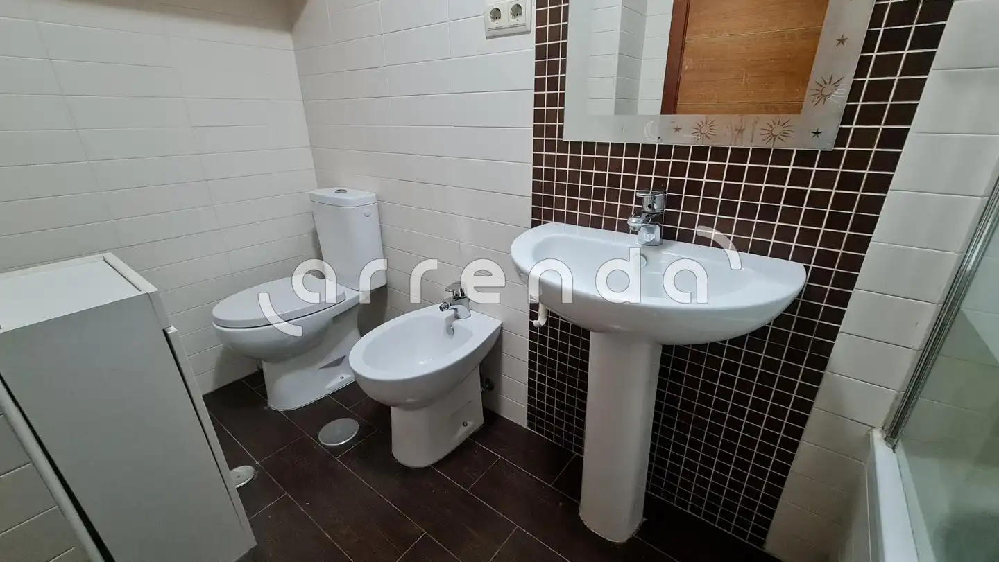 Baño de Piso de alquiler en Valdemoro con Terraza