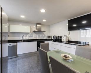 Cuina de Apartament en venda en  Valencia Capital amb Aire condicionat, Calefacció i Jardí privat