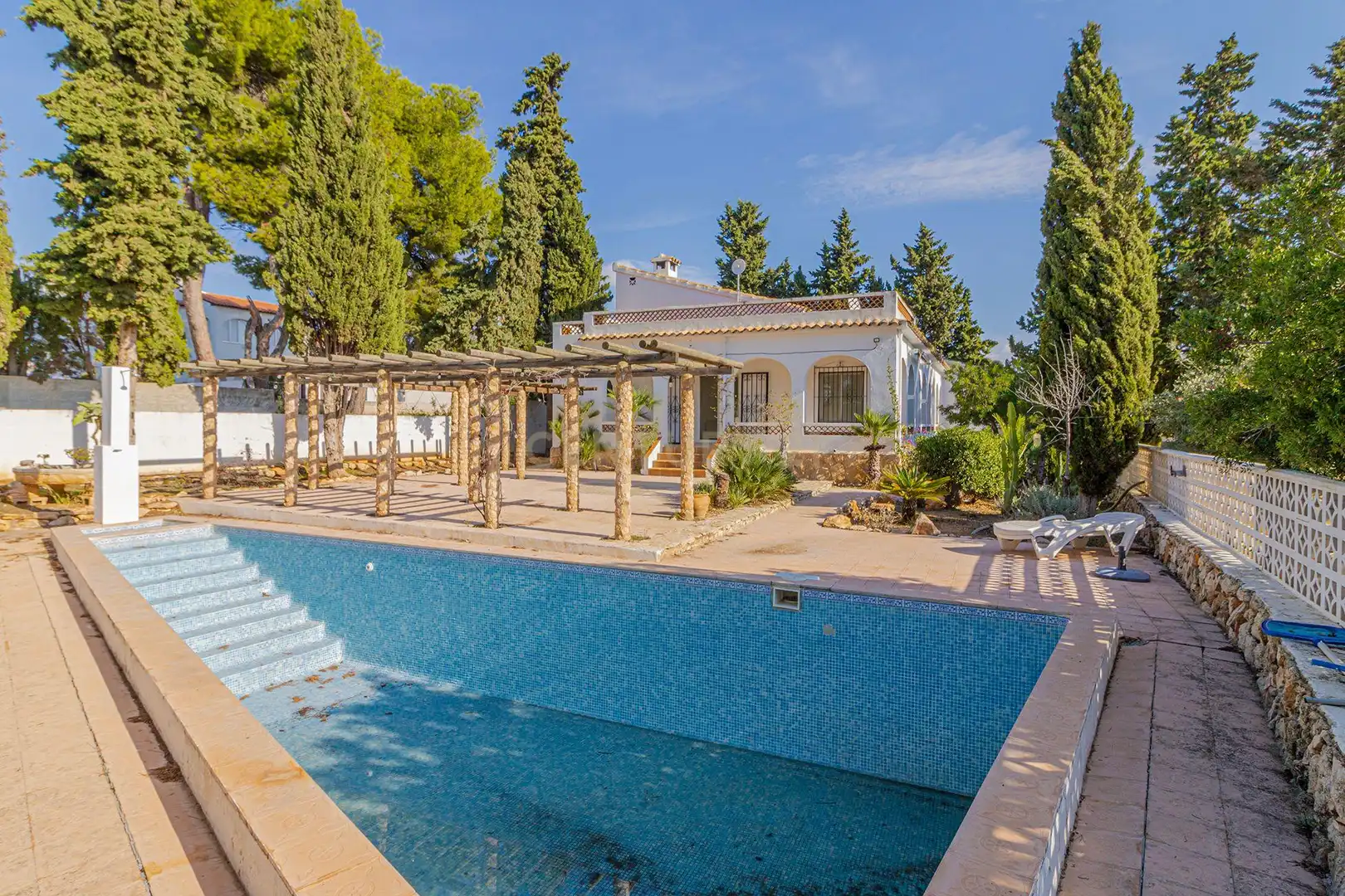 Chalet con piscina en venta en PD CARRIO 14(K) CALP (ALICANTE) 14K, imagen 4