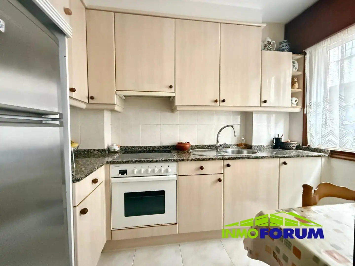 Cocina de Piso en venta en A Coruña Capital  con Calefacción