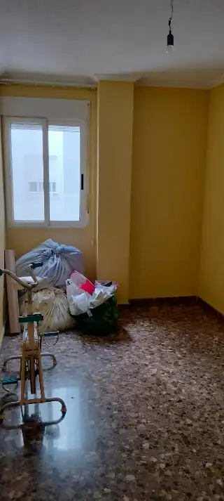 Habitación de Piso en venta en Torrent con Trastero, Balcón y Internet