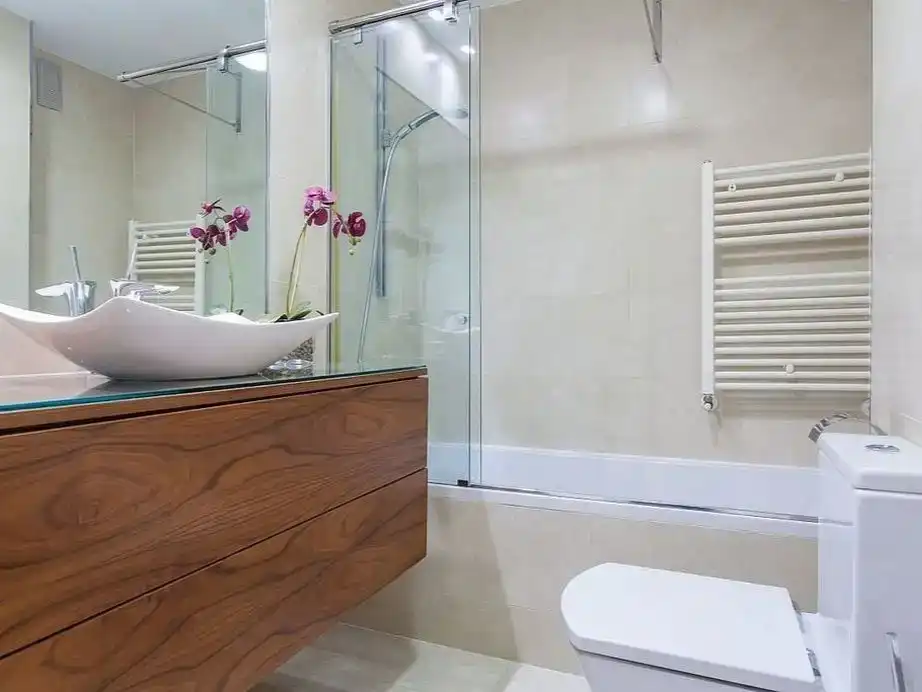 Bathroom of Flat for share in Arona