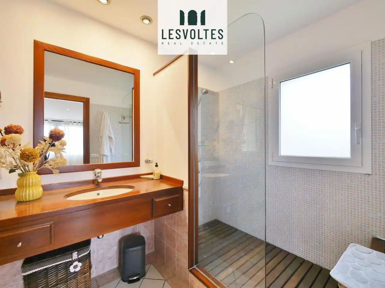 Bathroom of Houses for sale in Mont-ras  with Air Conditioner, Heating and Private garden