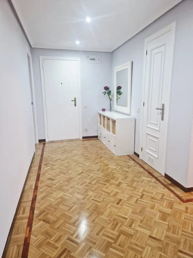 Wohnung zur Miete in Castrillón mit Heizung und Parkett