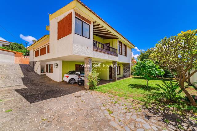 Casa-chalet en Venta en Tajinaste en Los Baldíos - Geneto - Guajara