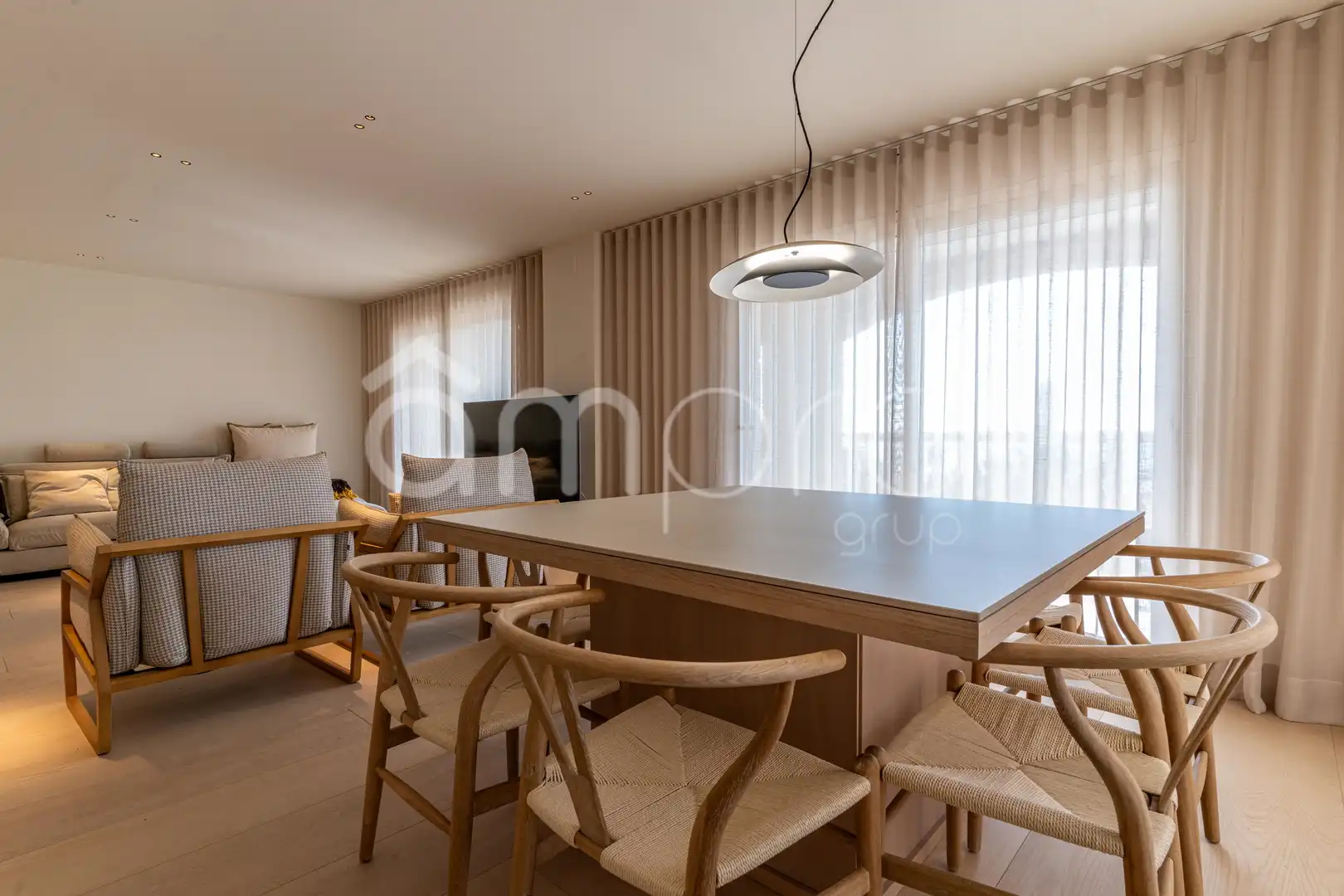 Esszimmer von Wohnung zum Verkauf in Salou mit Klimaanlage, Heizung und Terrasse