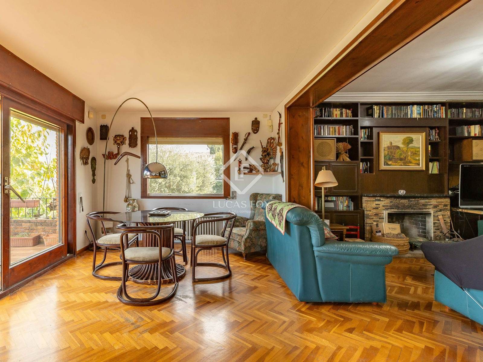 Living room of House or chalet for sale in Sant Cugat del Vallès  with Private garden, Storage room and Swimming Pool