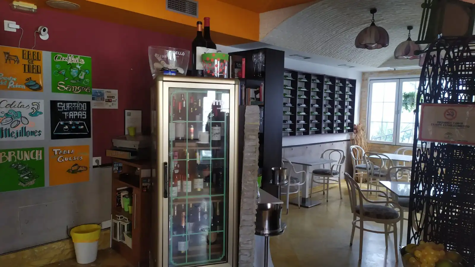 Geschaftsraum zur Miete in Nerja mit Klimaanlage, Heizung und Terrasse