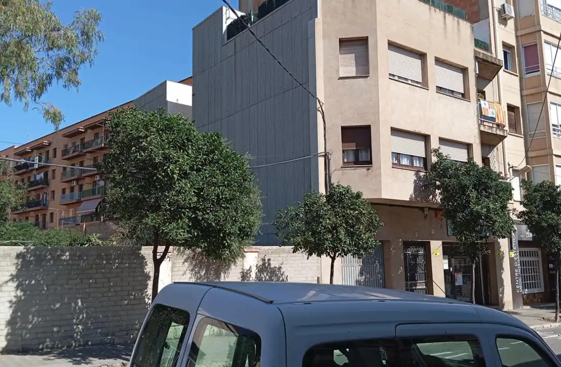 Wohnbaugrundstück zum Verkauf in Carrer Torras i Bages 17, imagen 3