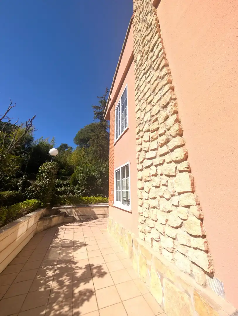 Vista exterior de Casa o chalet en venta en Alcoy / Alcoi con Aire acondicionado, Calefacción y Jardín privado