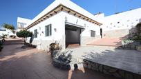 Exterior view of House or chalet for sale in La Bisbal del Penedès