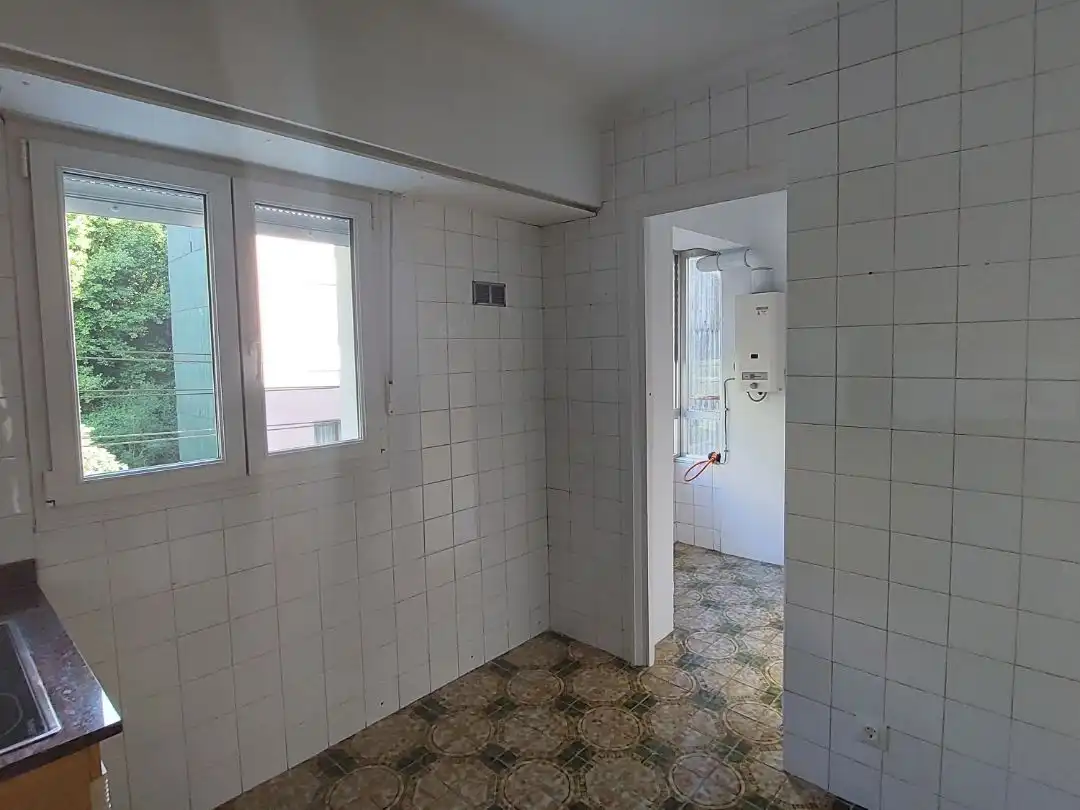Cocina de Piso en venta en Santoña con Balcón