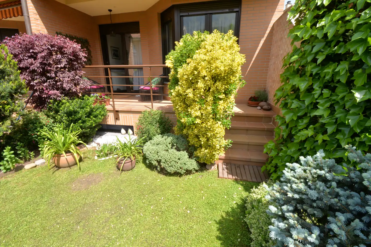 Jardín de Casa adosada en venta en Morcín con Calefacción, Jardín privado y Terraza