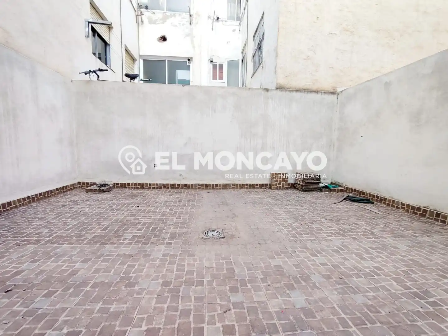 Exterior view of Apartments for sale in Almoradí  with Air Conditioner, Heating and Furnished