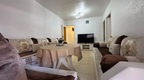Foto 4 de Piso en venta en Calle Miguel Hernandez, La Roureda, Viladecans
