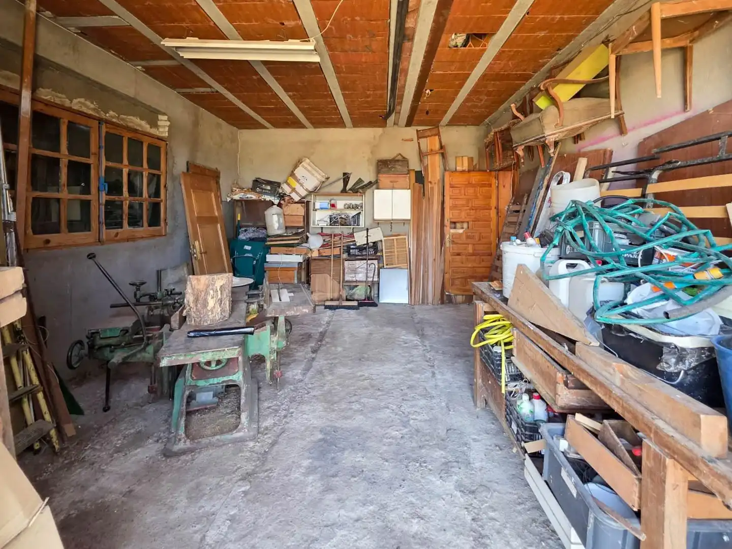 Houses for sale in Valdenuño Fernández