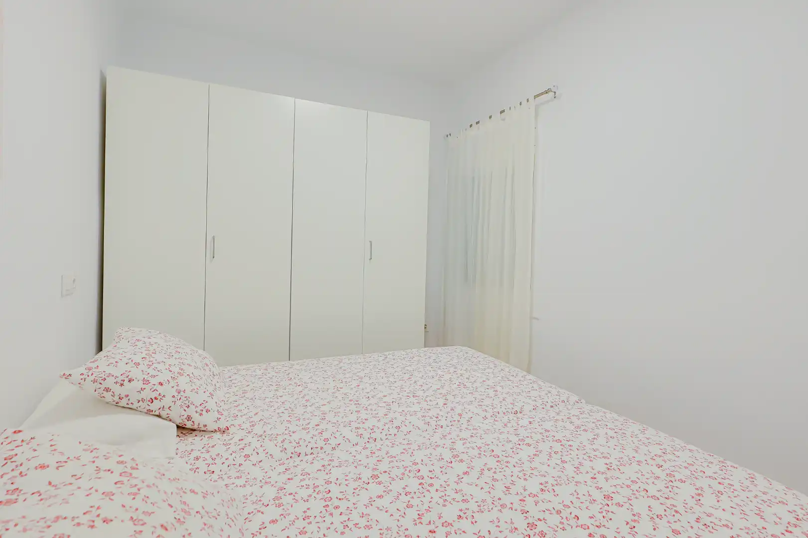 Piso en venta en Carrer Josep Tarradellas, Els Pins