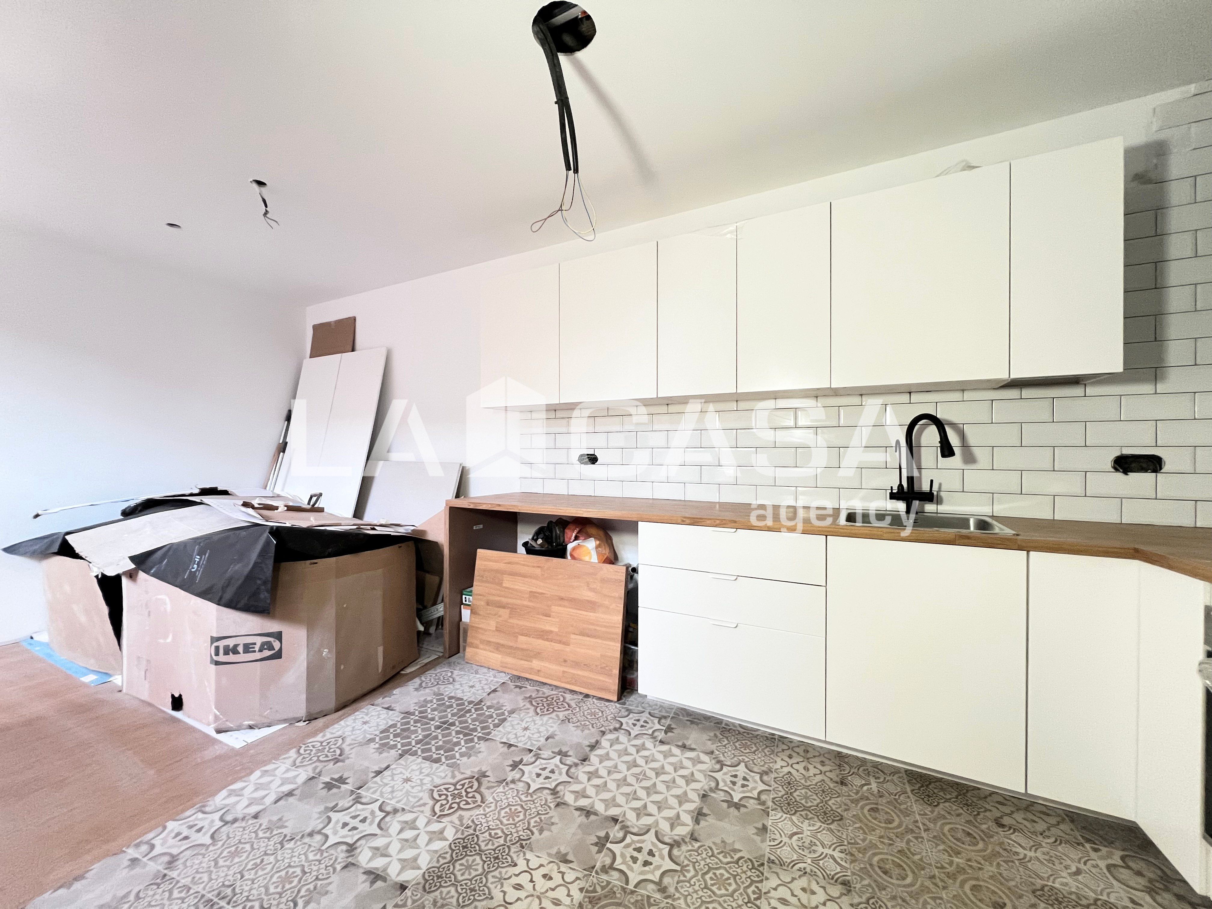 Kitchen of Duplex for sale in Badalona