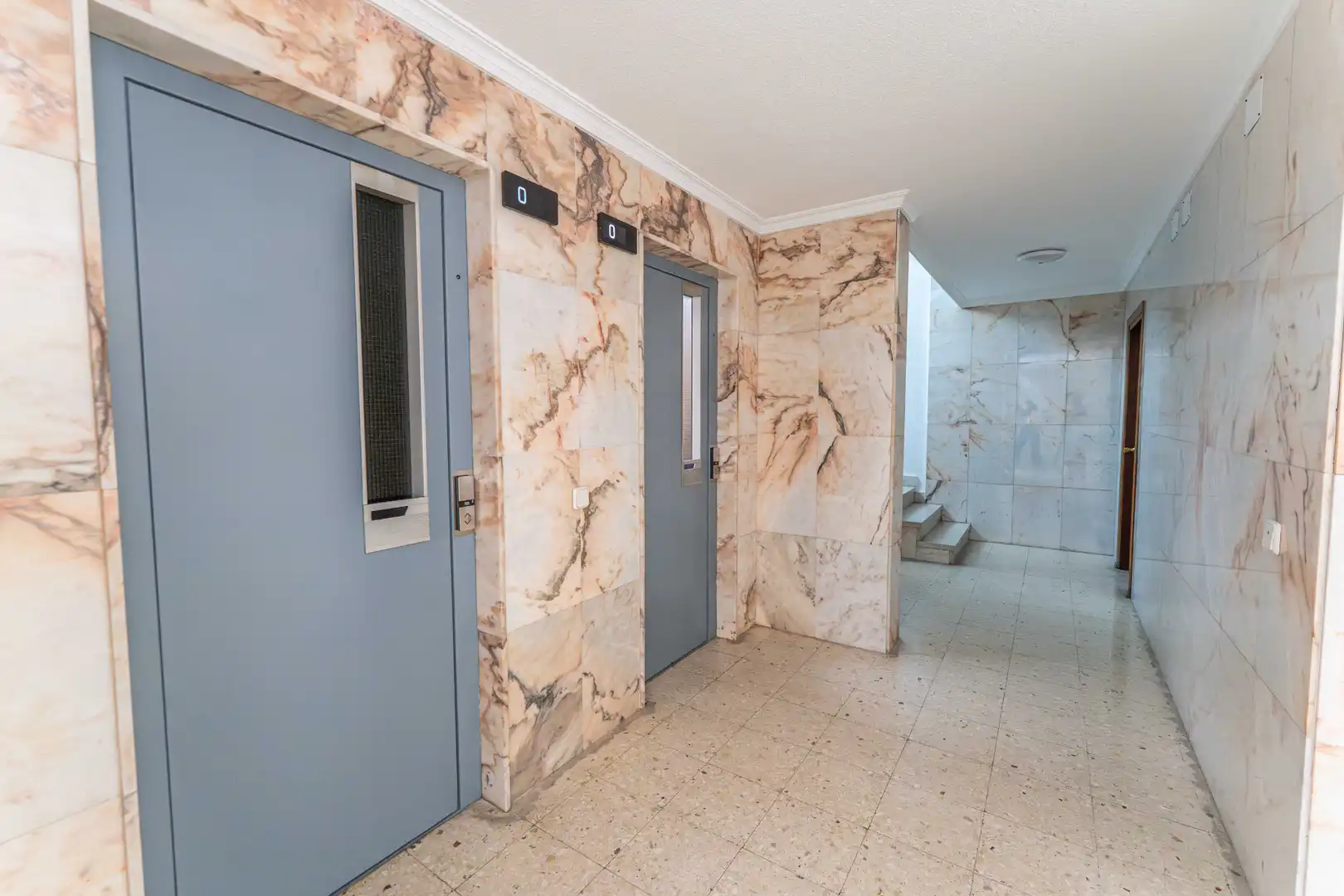 Flat for sale in Madrid  with Heating, Terrace and Furnished