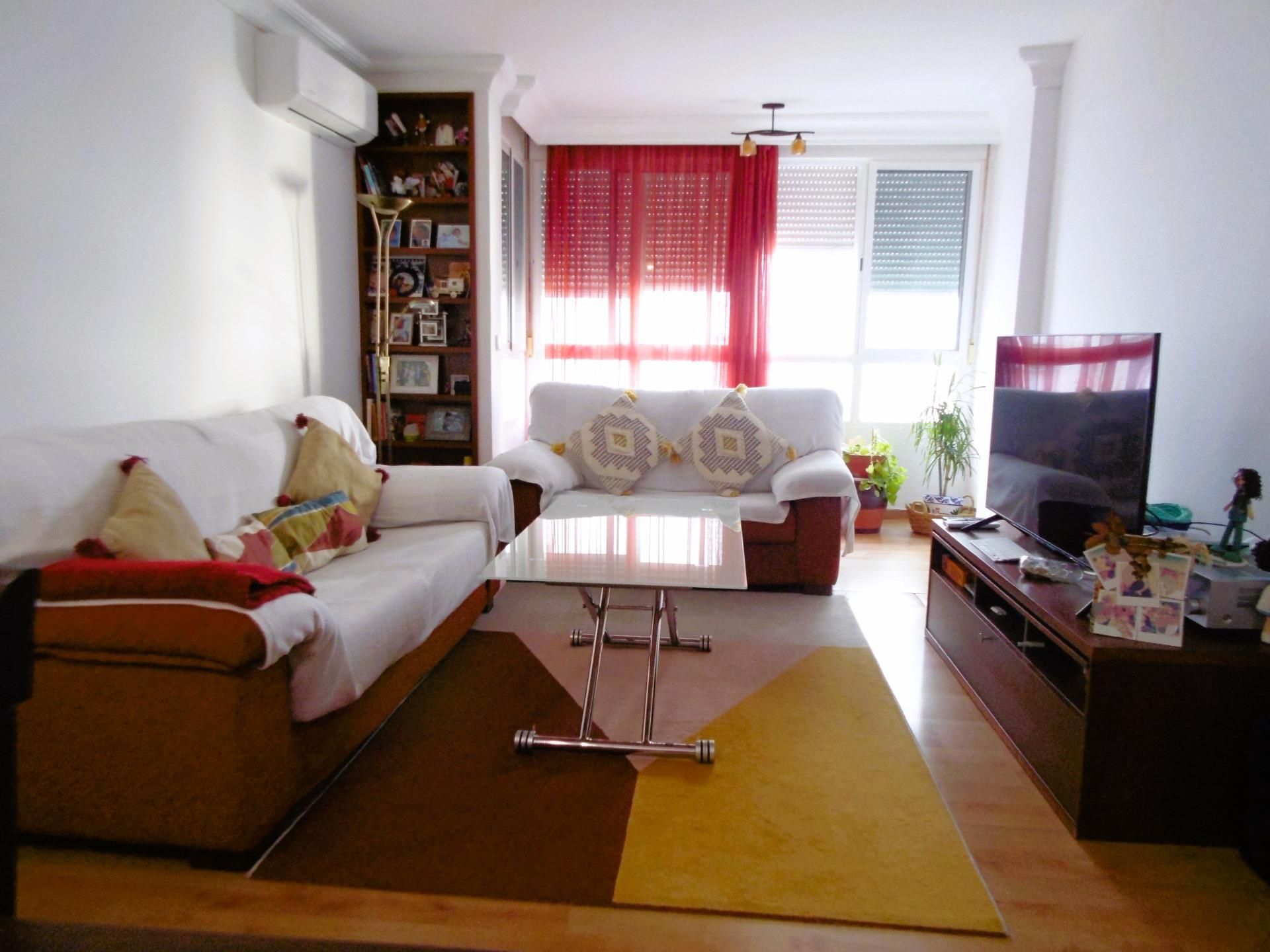 Sala de estar de Piso en venta en  Huelva Capital con Aire acondicionado