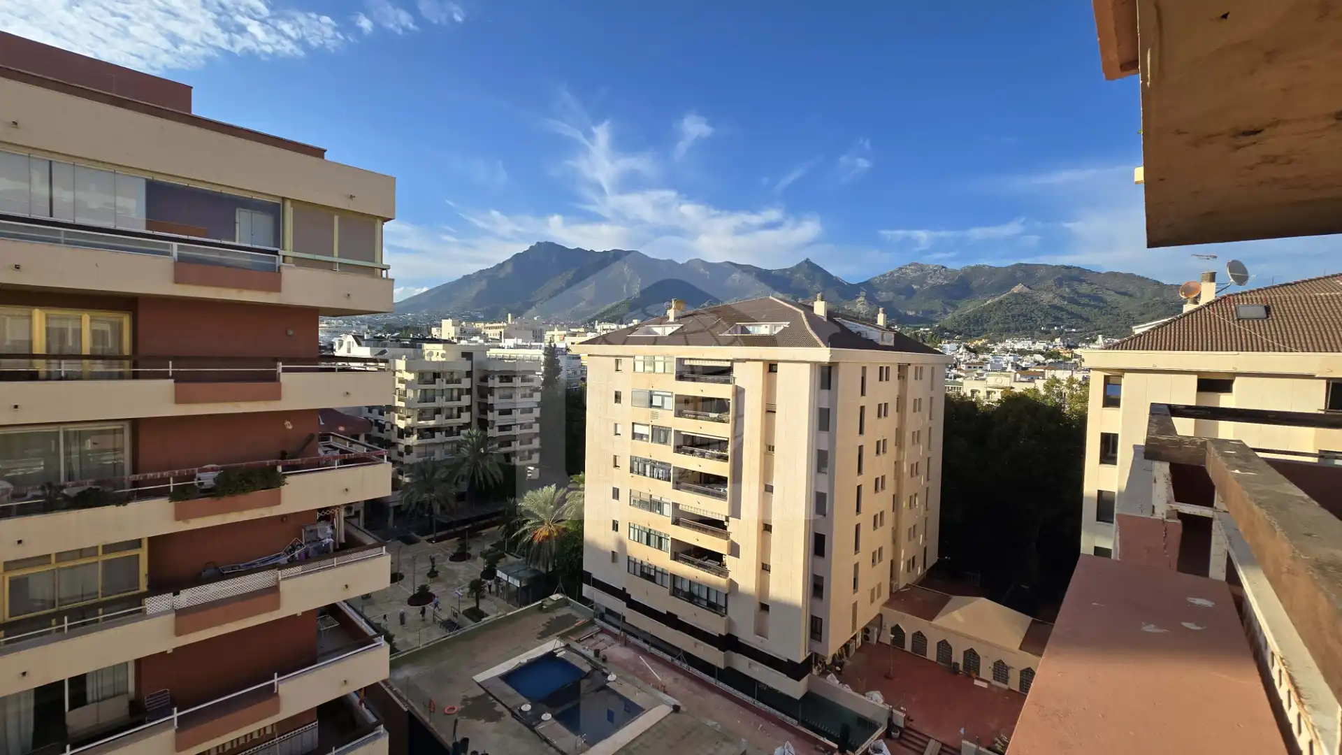 Piso con terraza en venta en Calle Juan Ruiz Muñoz, imagen 3